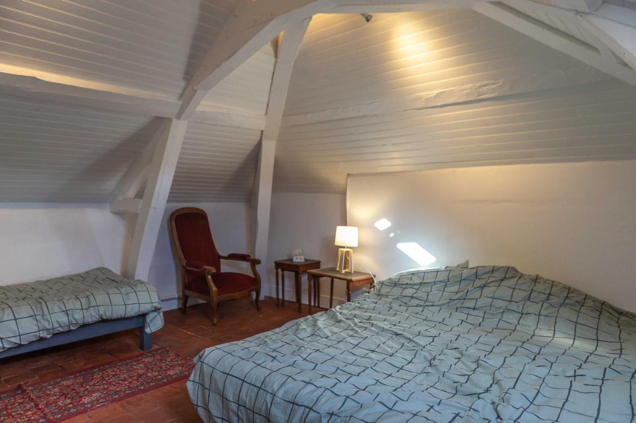 Chambre D'Hotes Les Jardins De Marie, Sci Charles III Bernay  Ngoại thất bức ảnh